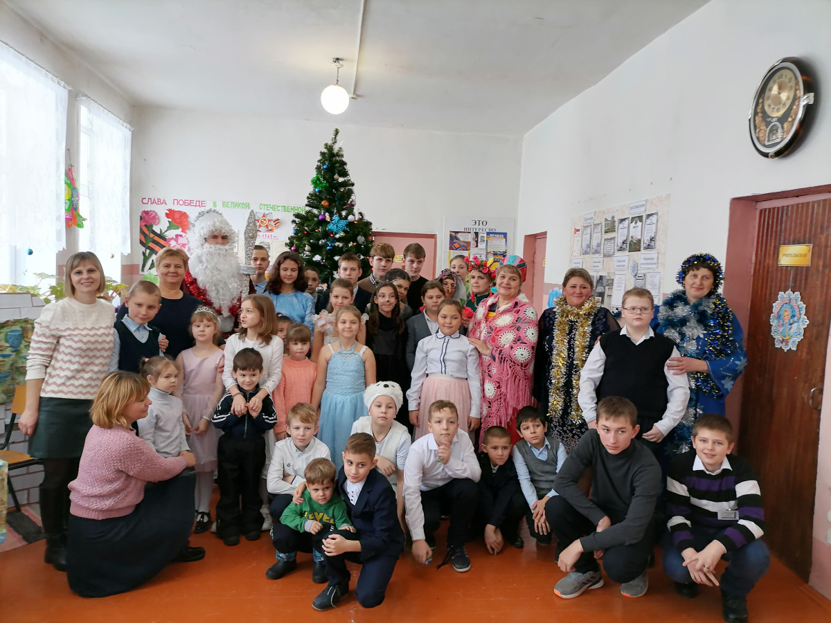 Постер к социальной практике: За словом-дело!