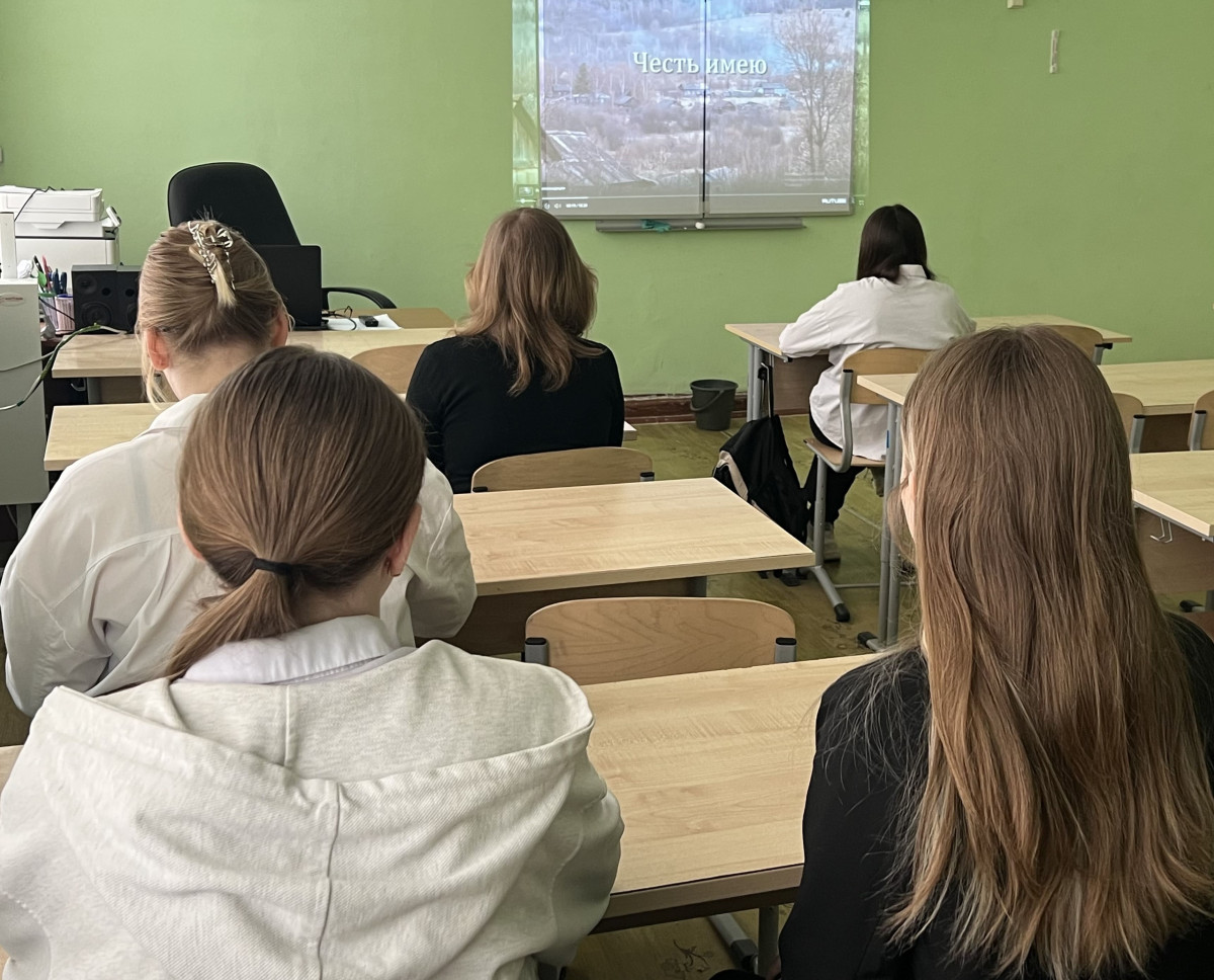 Постер к социальной практике: По заслугам и честь