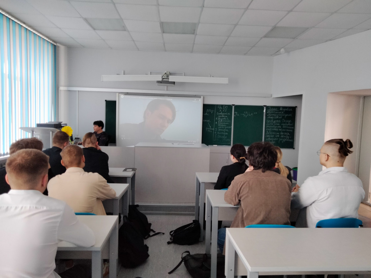 Постер к социальной практике: Начни свой путь с себя