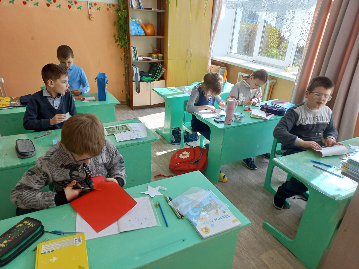 Постер к социальной практике: Благородство нужно, чтобы людям служить.