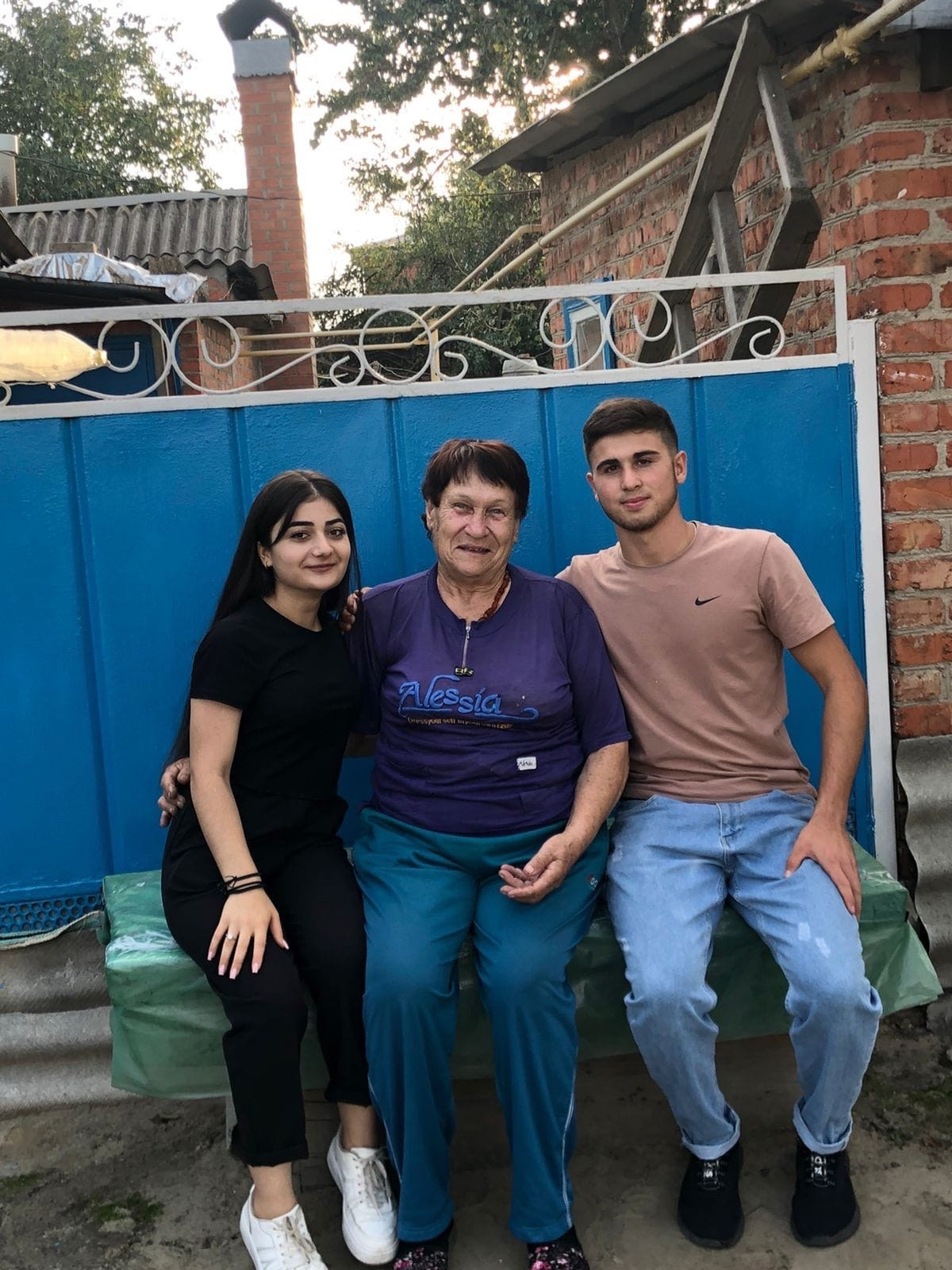 Постер к социальной практике: Чтим старшее поколение