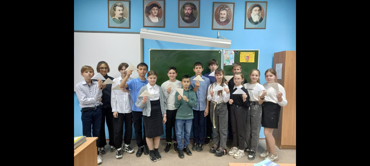 Постер к социальной практике: Творим добро-письма солдату