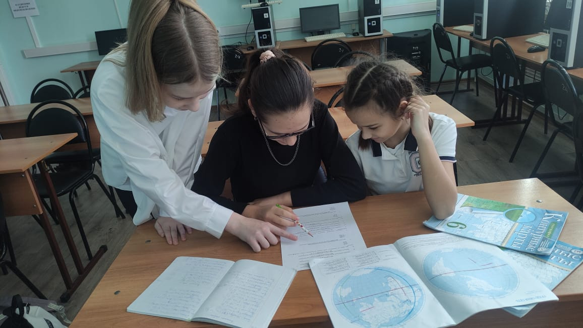 Постер к социальной практике: Поделись знаниями