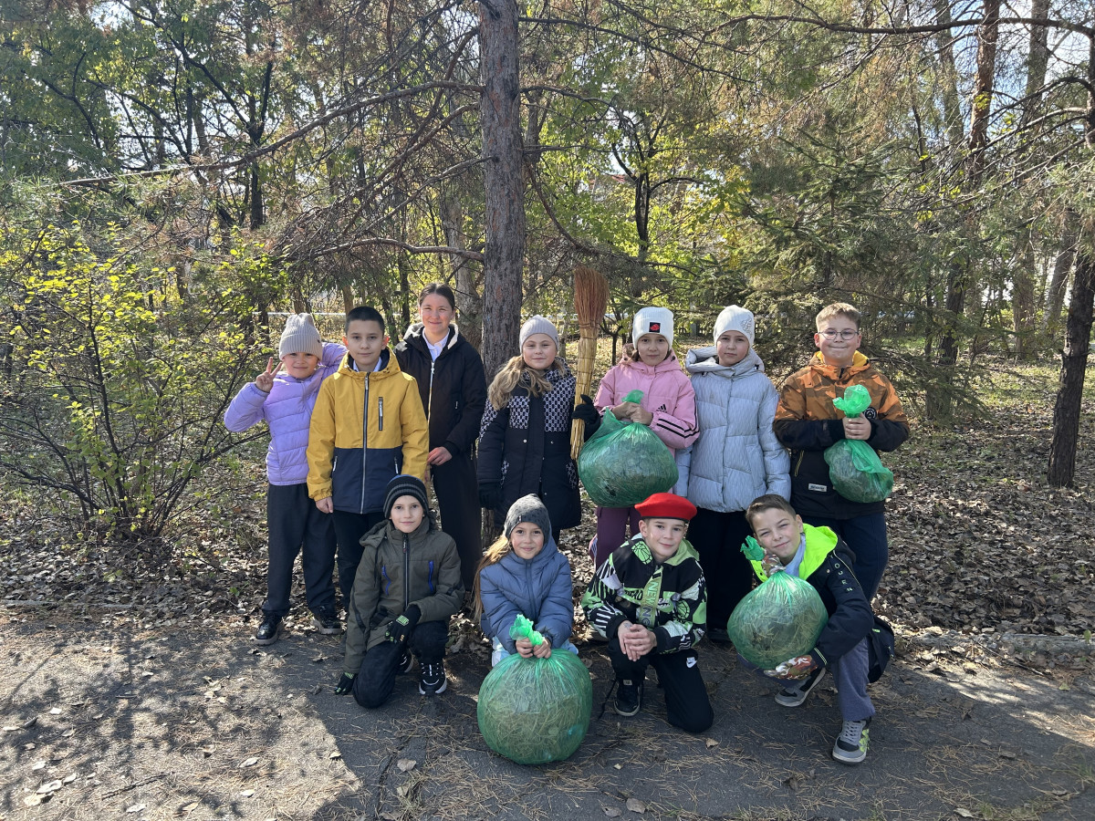 Постер к социальной практике: Кто сам хочет уважения, уважает других!