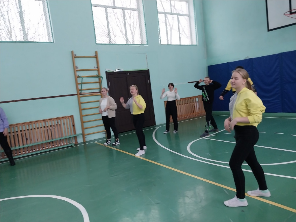 Постер к социальной практике: Мы любим волейбол