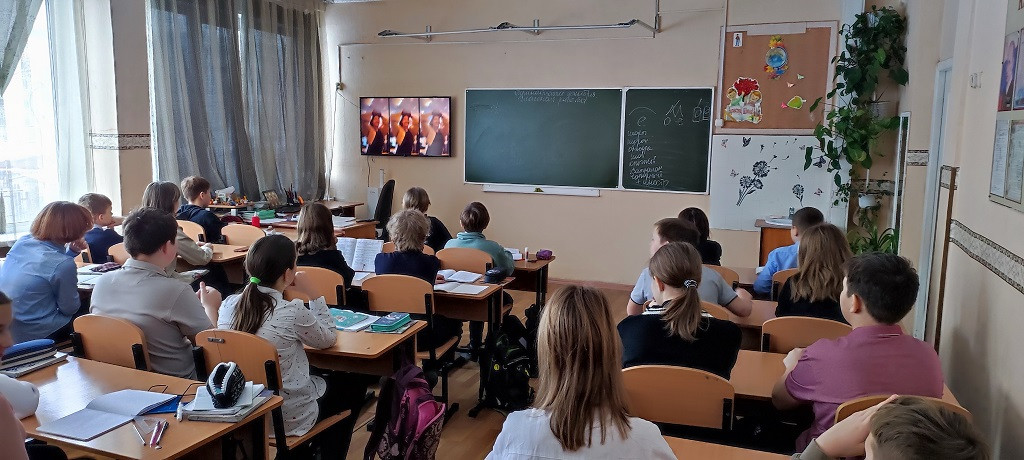 Постер к социальной практике: Так непросто быть Человеком