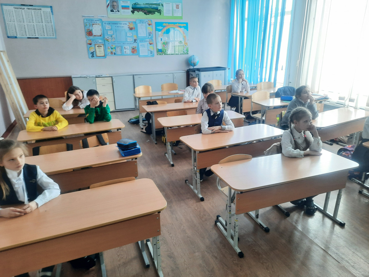 Постер к социальной практике: Честь имею