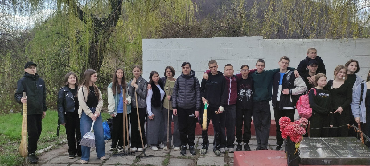 Постер к социальной практике: Память о прошлом забыть нельзя