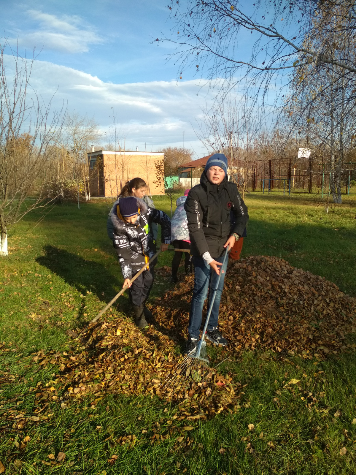 Постер к социальной практике: Воспитываем патриотизм,смелость,отвагу,чтим память героев