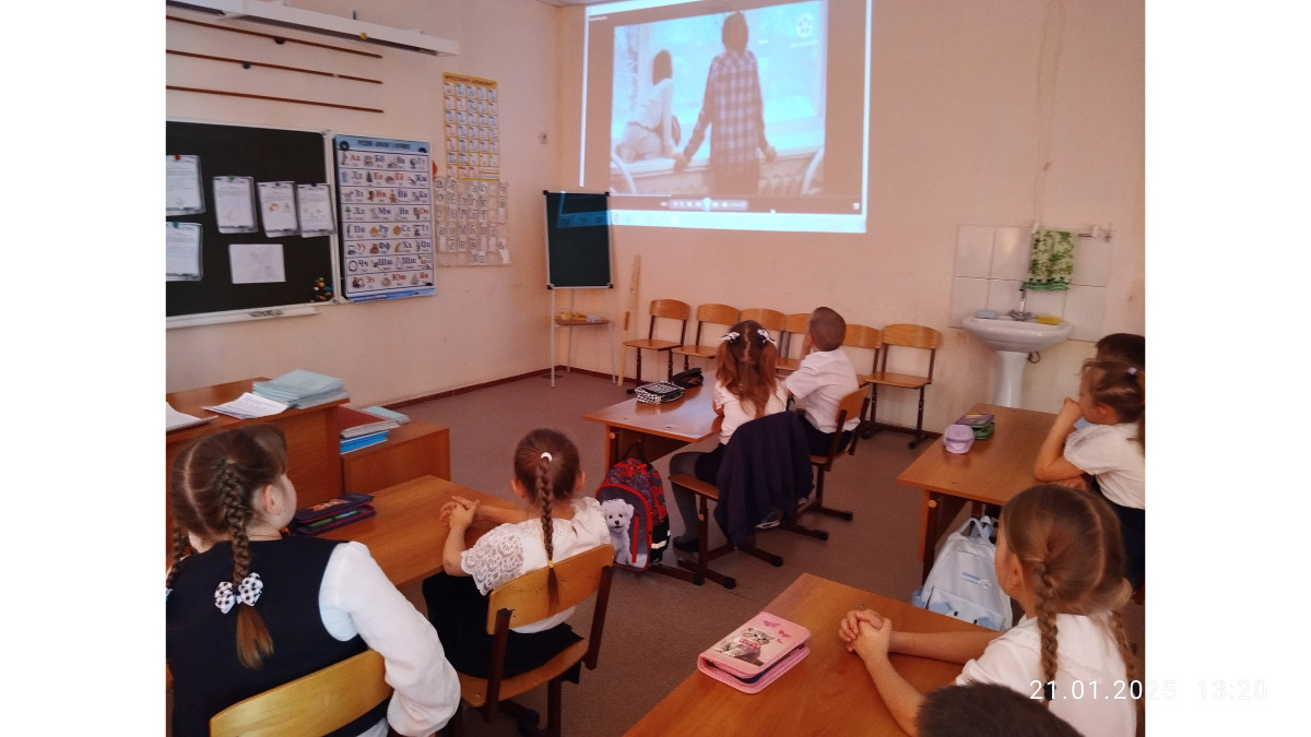 Постер к социальной практике: Праздник для всех.