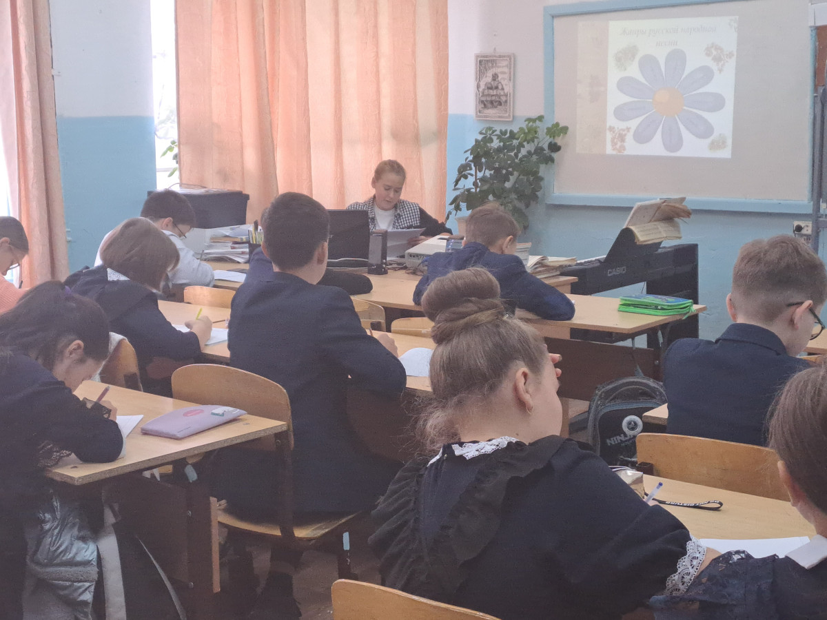 Постер к социальной практике: Созидательный труд