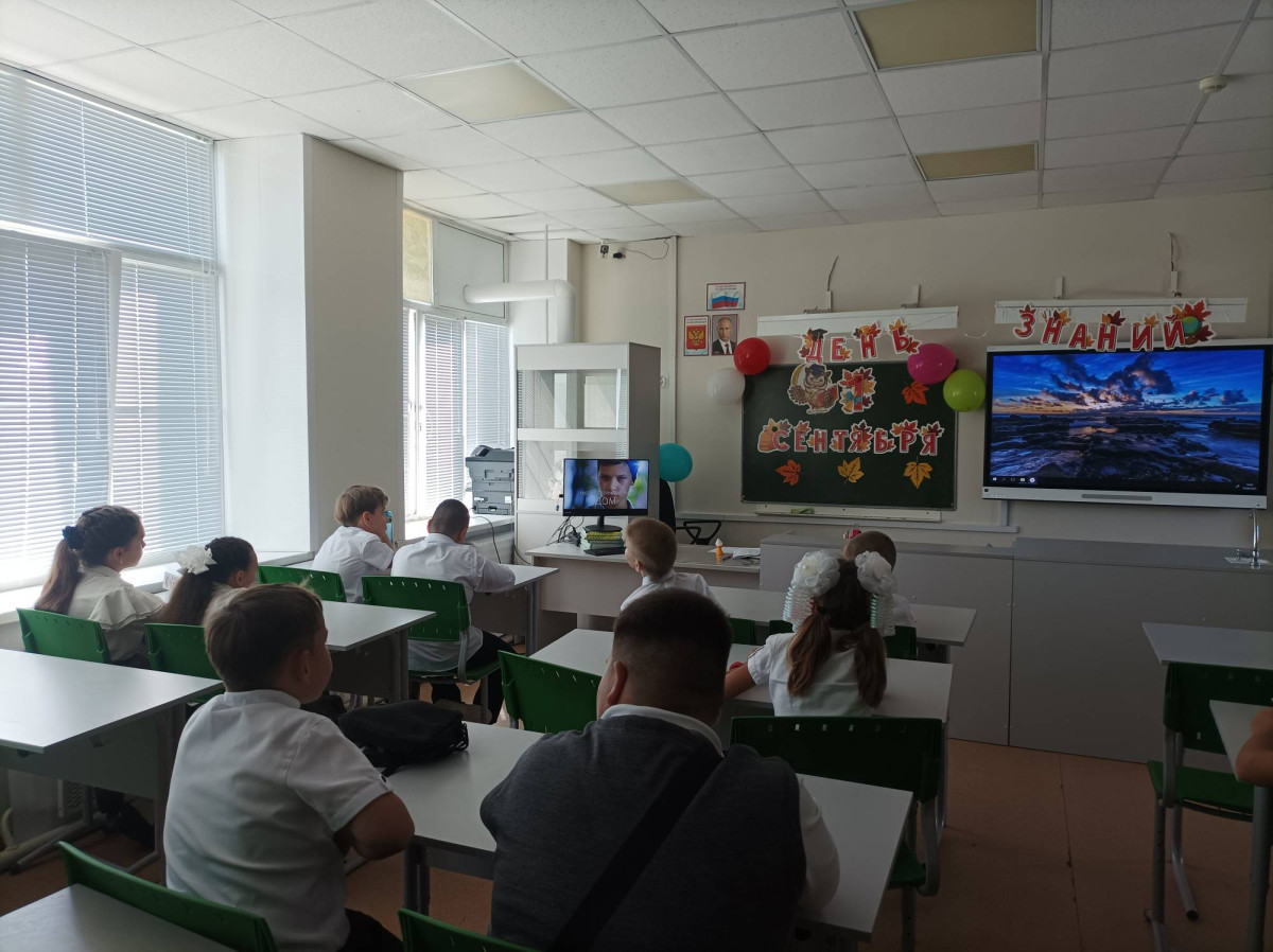 Постер к социальной практике: Один за всех и все за одного
