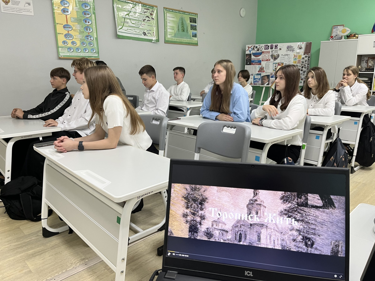 Постер к социальной практике: Маленький шаг- большой поступок.