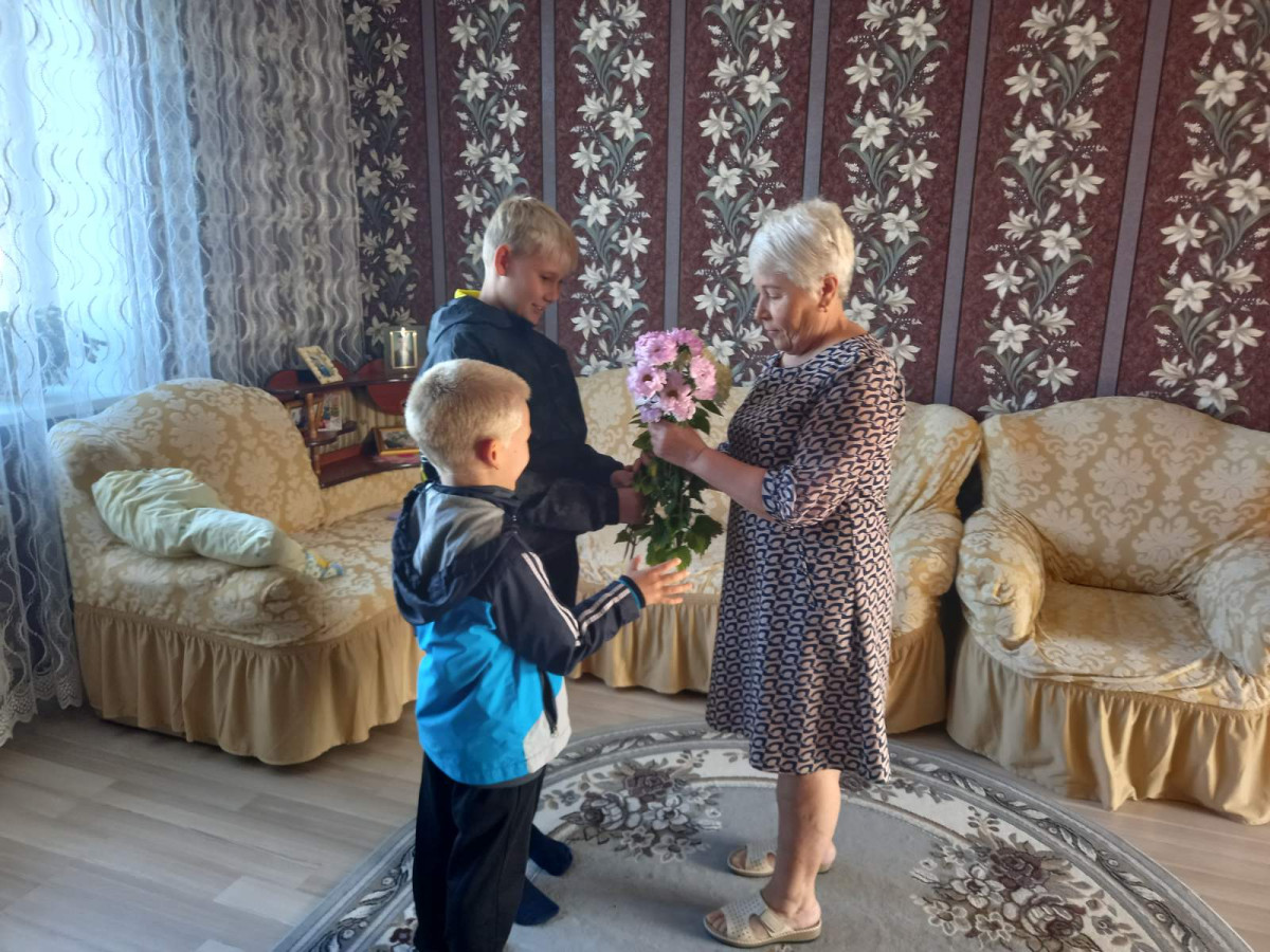 Постер к социальной практике: Старость надо уважать