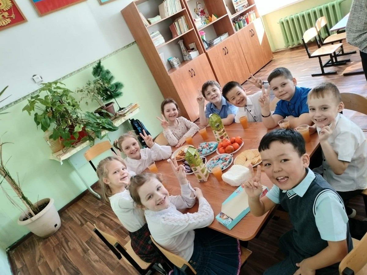 Постер к социальной практике: Дружба крепкая не сломается