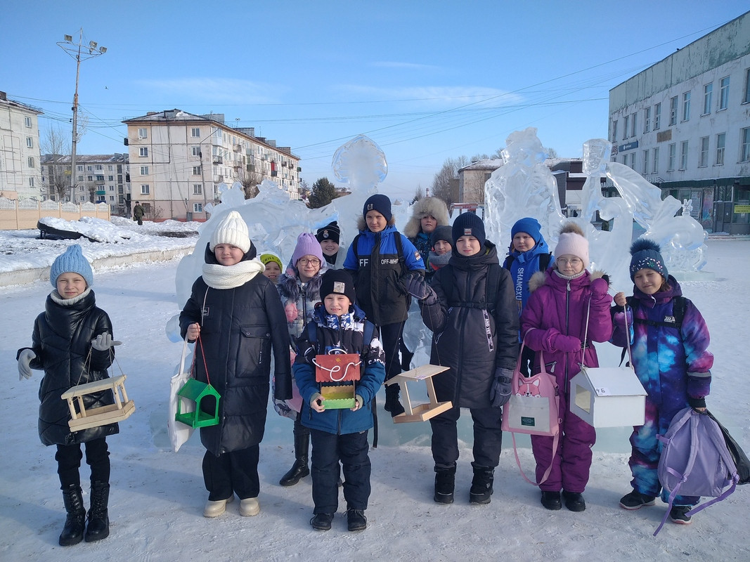 Постер к социальной практике: Делаем доброе дело, помогаем птицам.