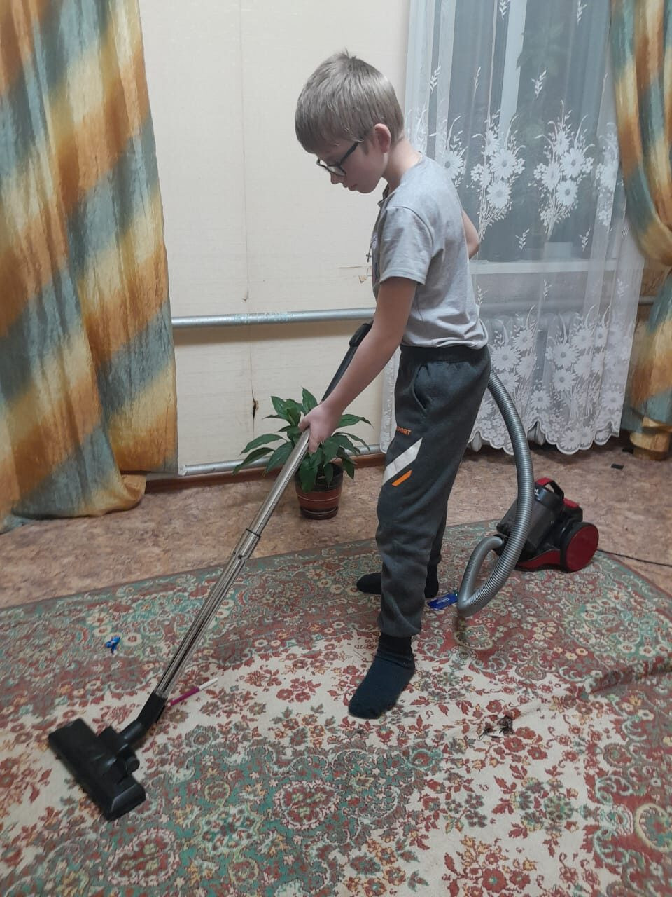Постер к социальной практике: Помощь родным