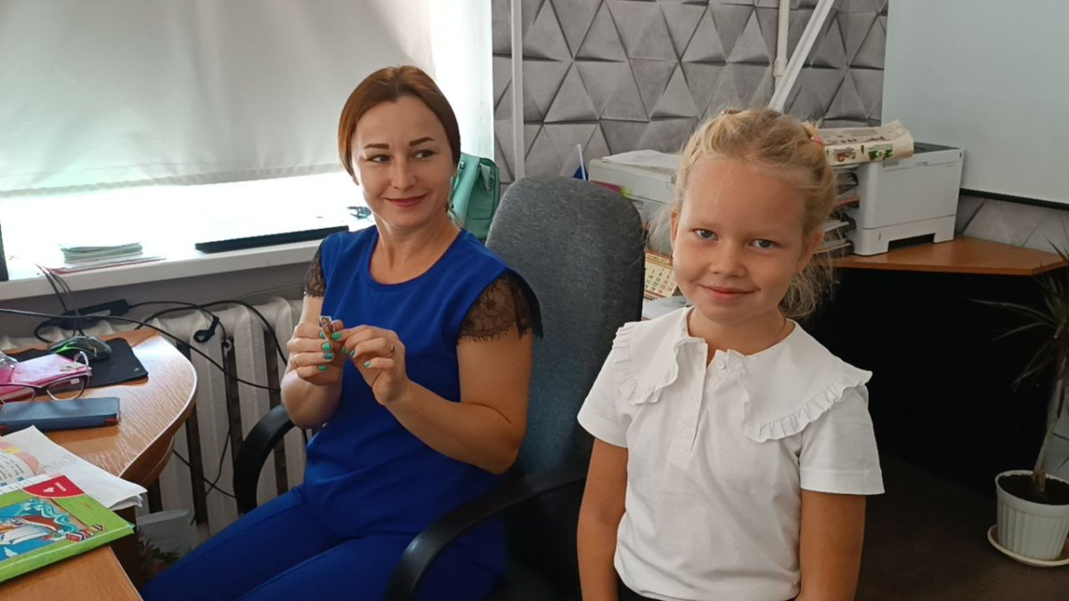 Постер к социальной практике: Развиваем доброжелательные отношения между людьми.