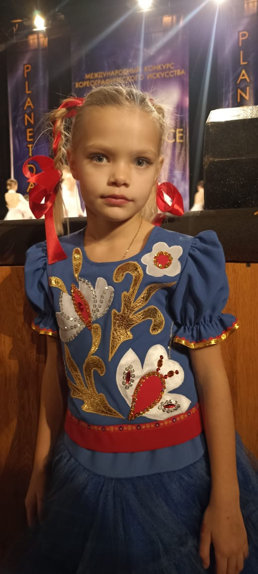 Постер к социальной практике: честность