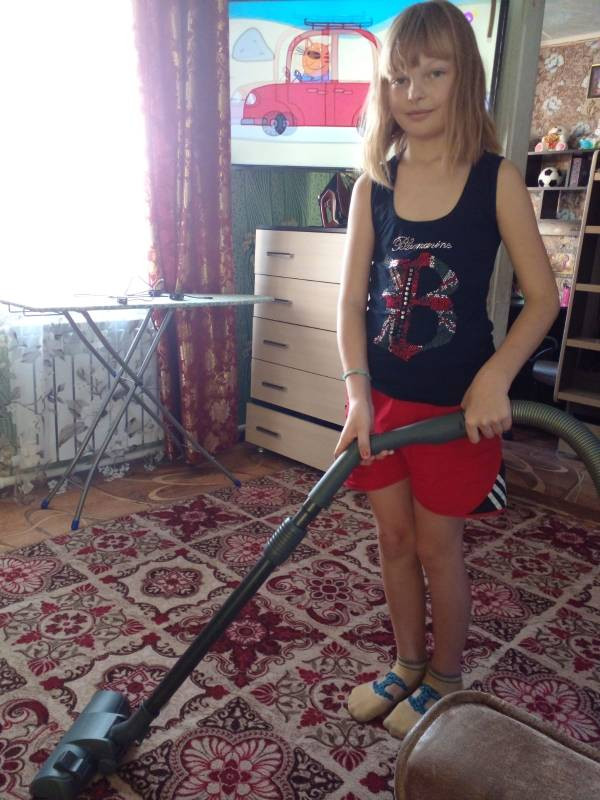 Постер к социальной практике: Помоги близким