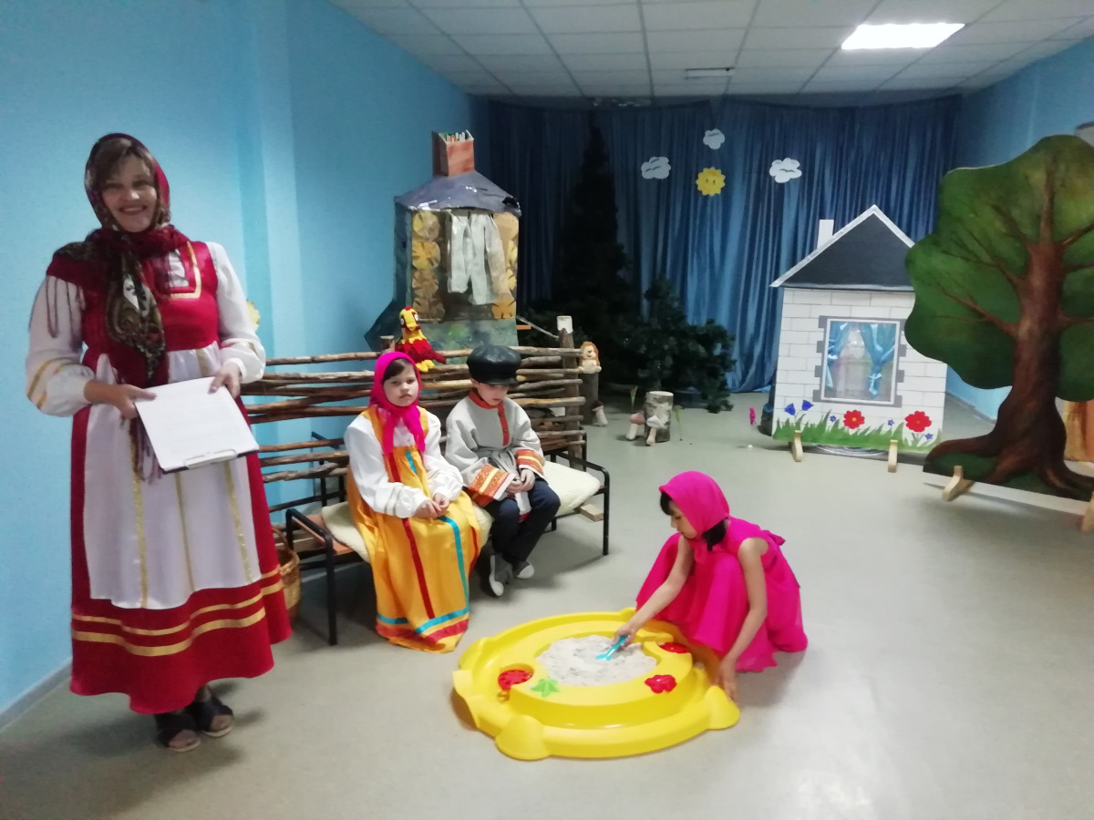 Постер к социальной практике: Дом