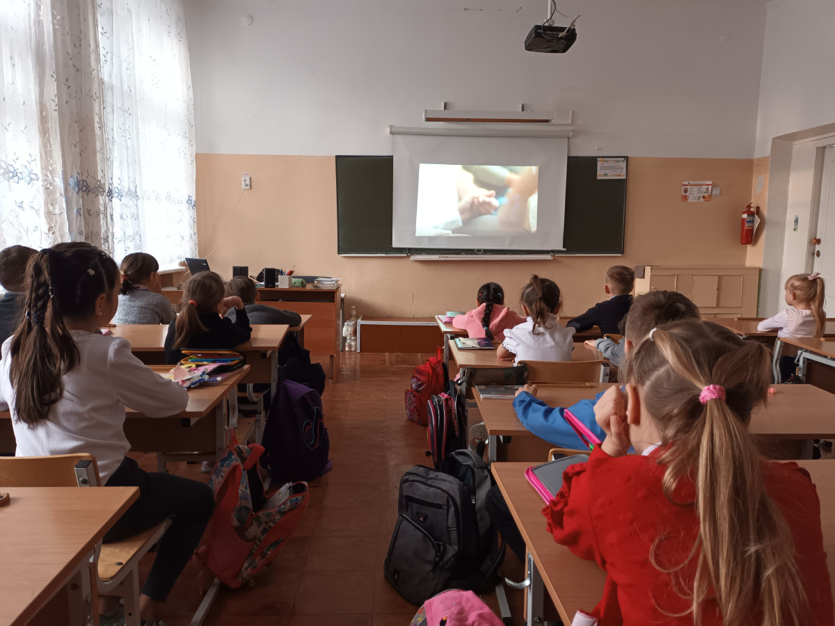 Постер к социальной практике: Детские поступки