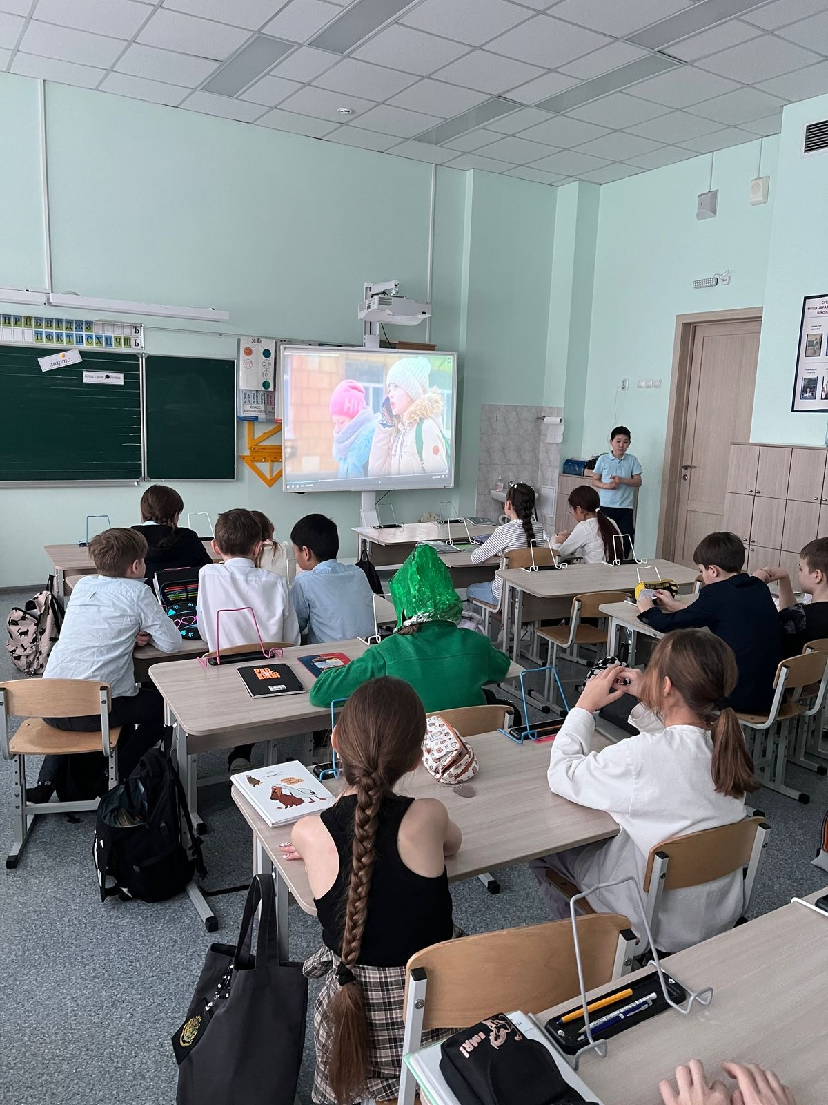 Постер к социальной практике: Беспокойные сердца