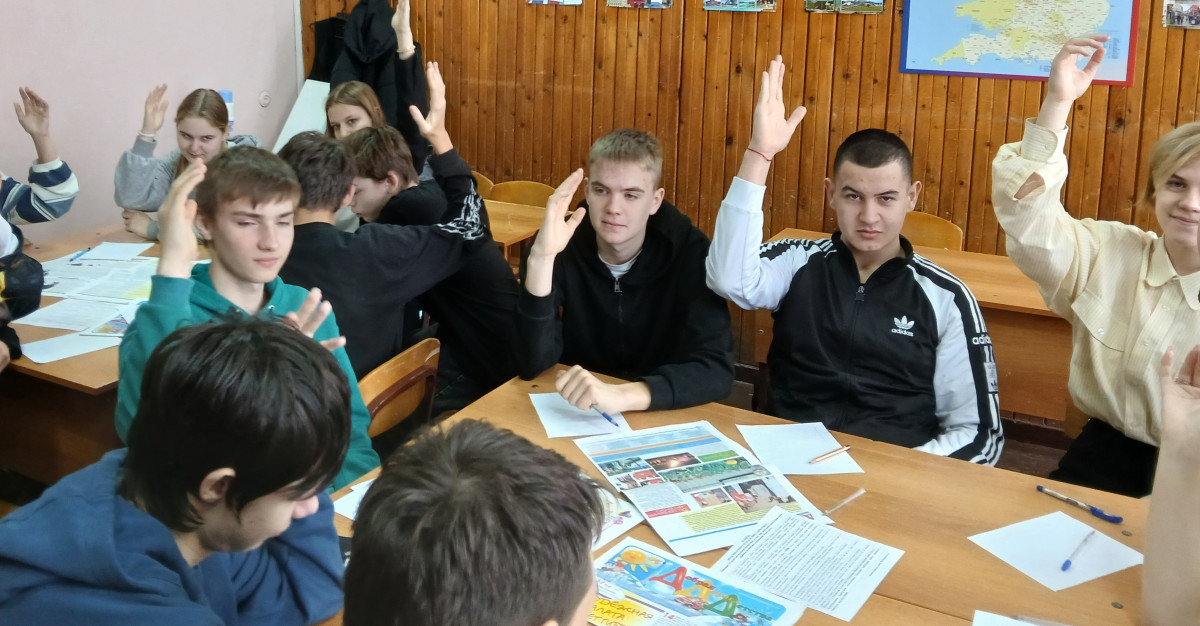 Постер к социальной практике: Непростой выбор.