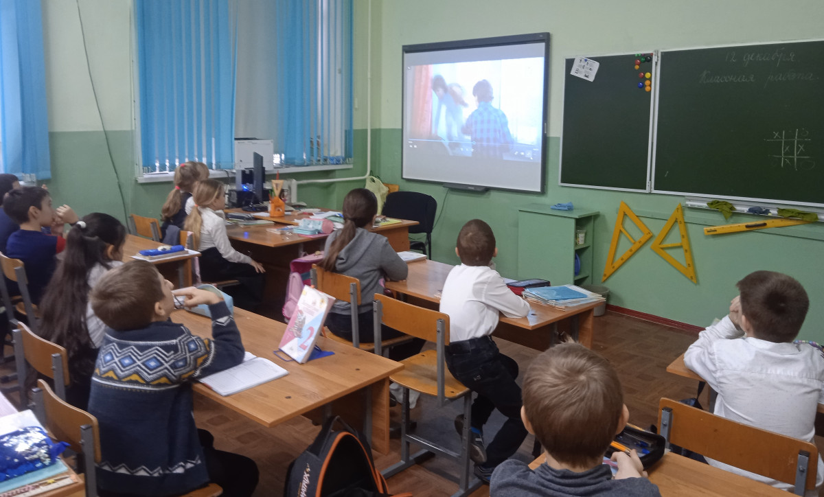 Постер к социальной практике: воспитание отзывчивости