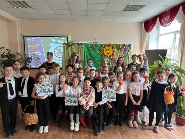 Постер к социальной практике: Театральное представление "Зеленый спецназ"