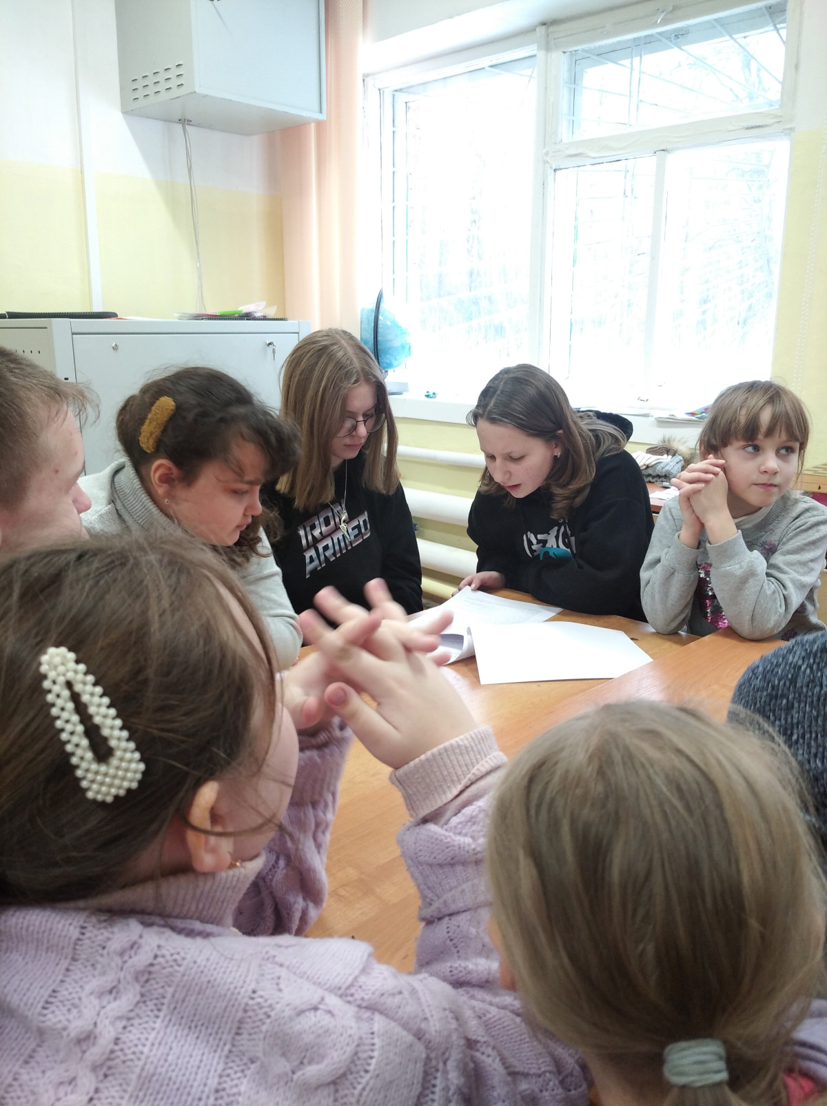 Постер к социальной практике: Счастливое детство