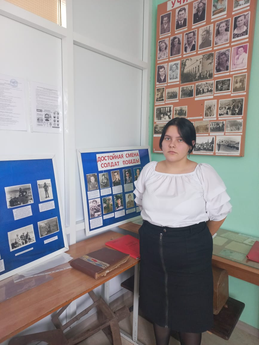 Постер к социальной практике: чтим память героев