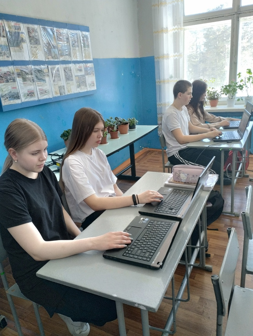 Постер к социальной практике: “Быть мужественным – значит обуздать свой нрав”.