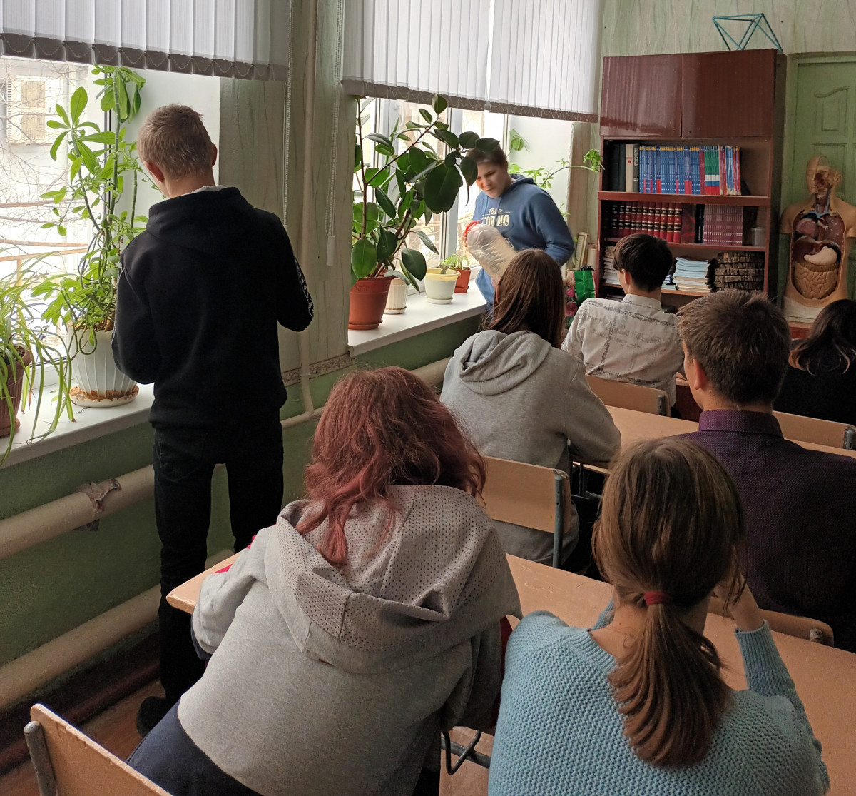 Постер к социальной практике: совместное благоустройство класа