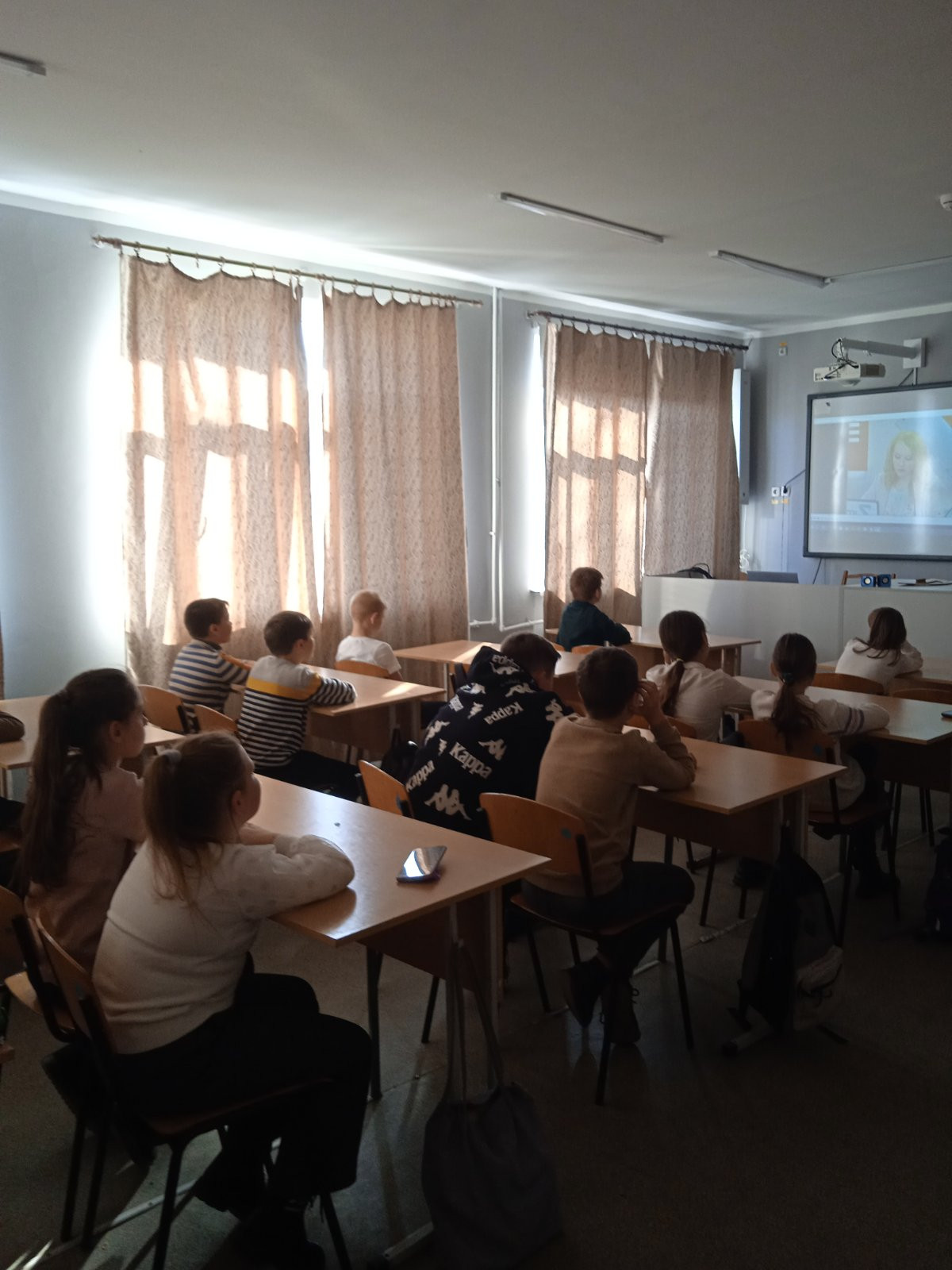 Постер к социальной практике: Стремление помогать