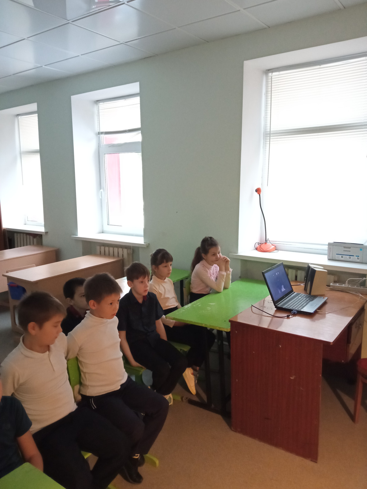 Постер к социальной практике: Честность дороже всего!