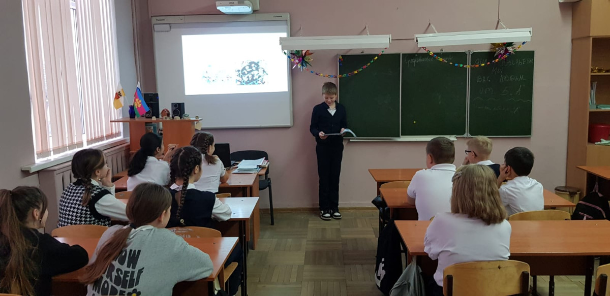 Постер к социальной практике: с Новым Годом, Раиса Родионовна