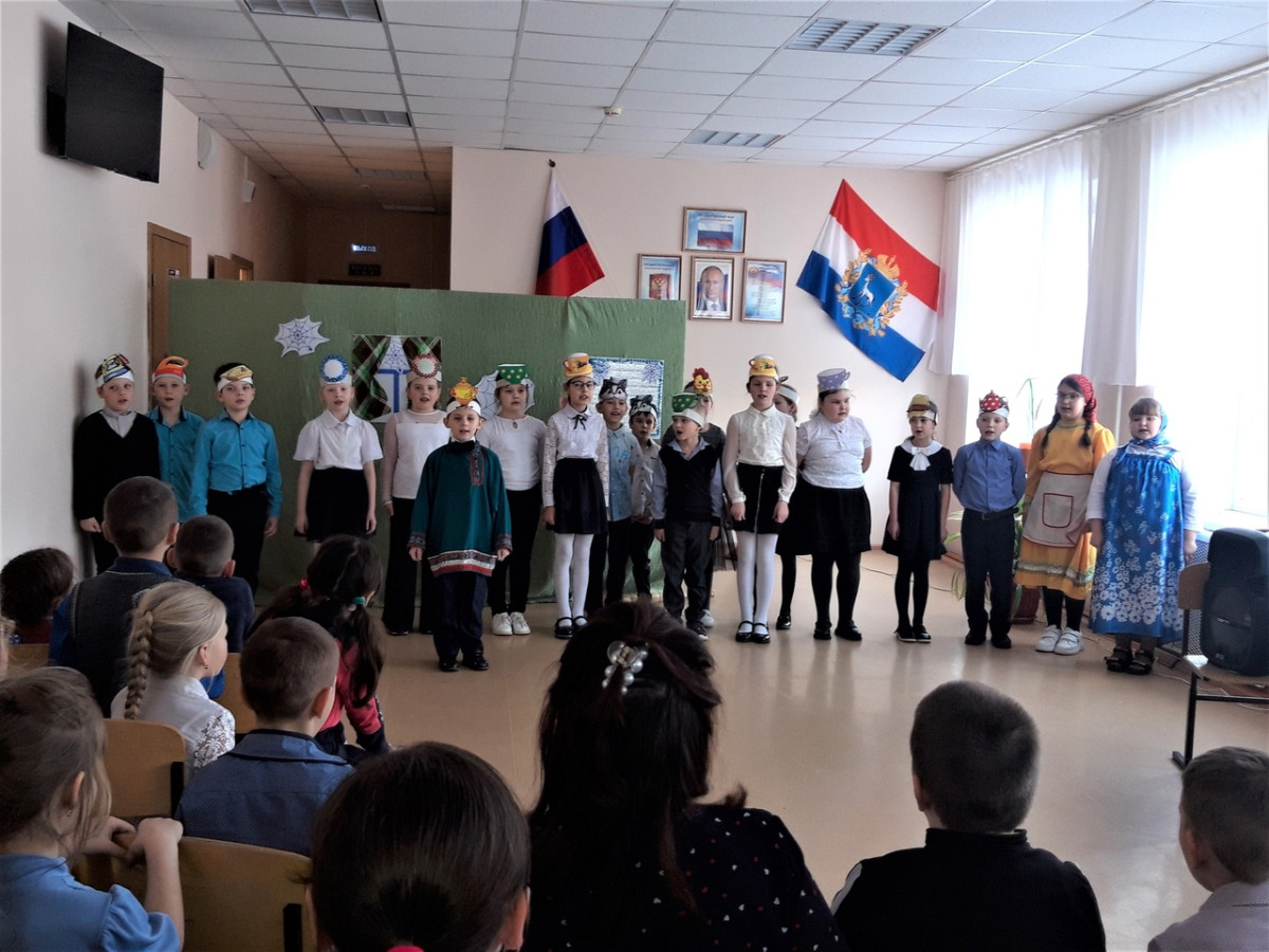Постер к социальной практике: Труд не ради денег.