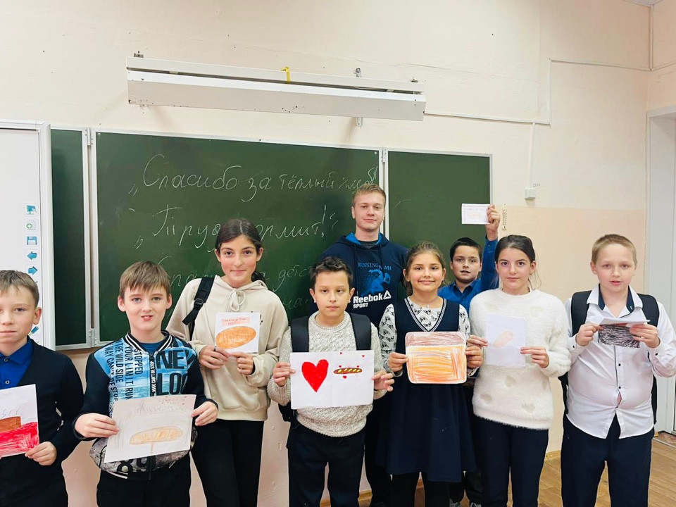Постер к социальной практике: Хлеб-всему голова