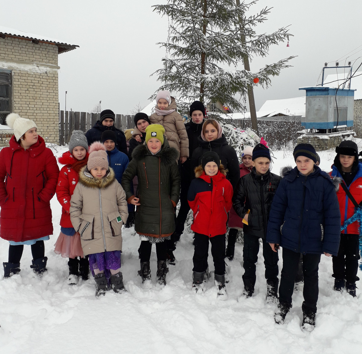 Постер к социальной практике: Новогодний подарок