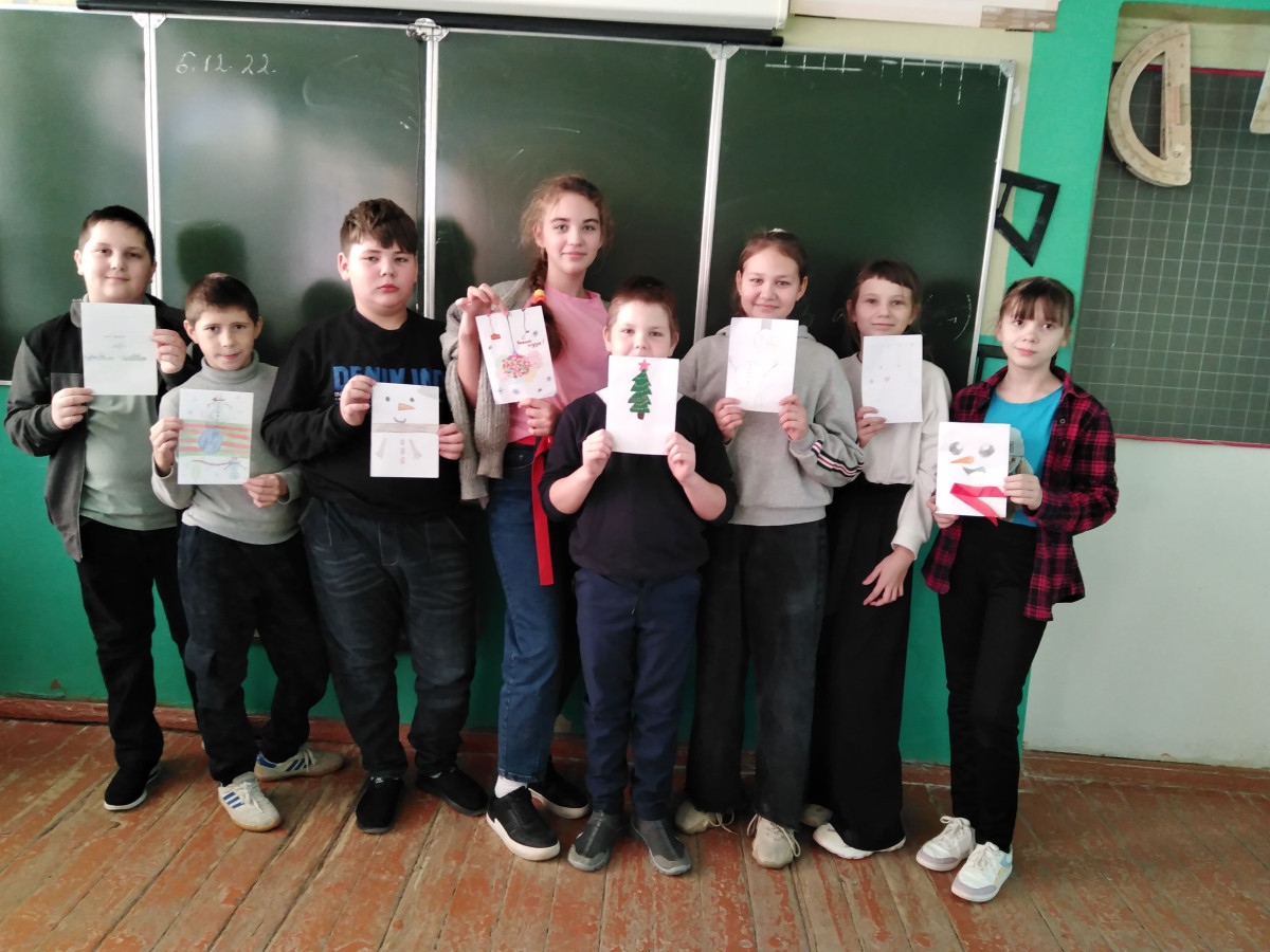 Постер к социальной практике: Новогодняя открытка солдату