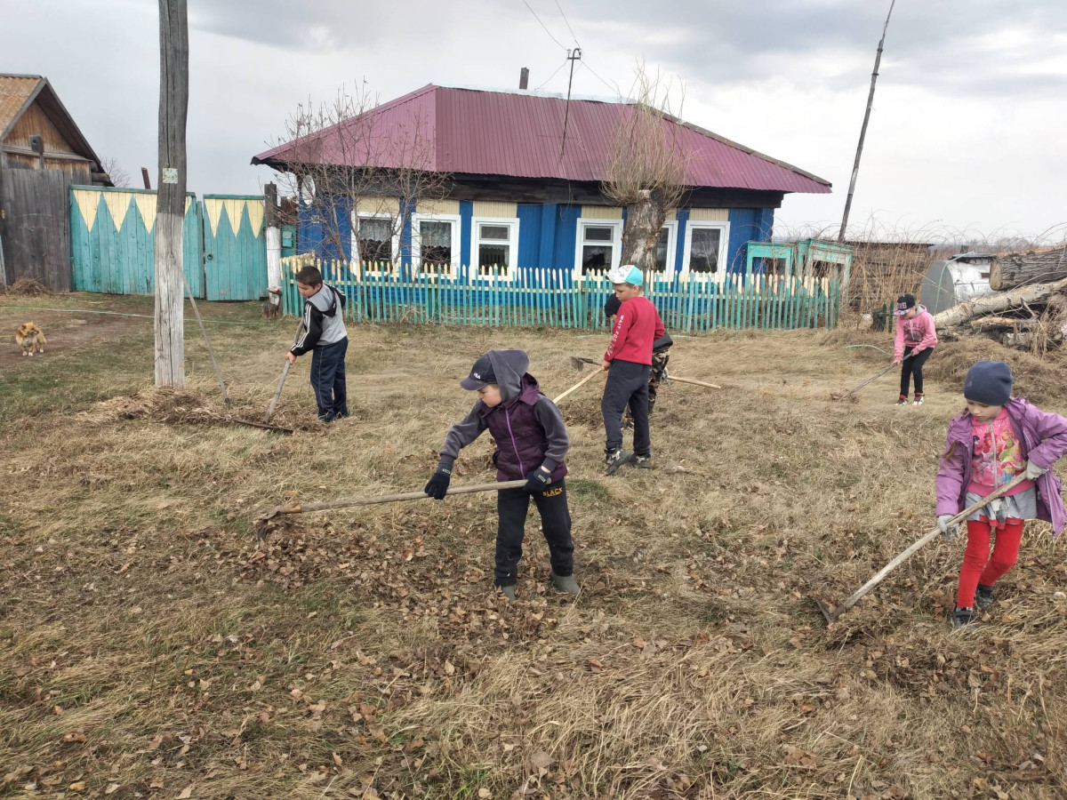 Постер к социальной практике: Уважение к старшему поколению
