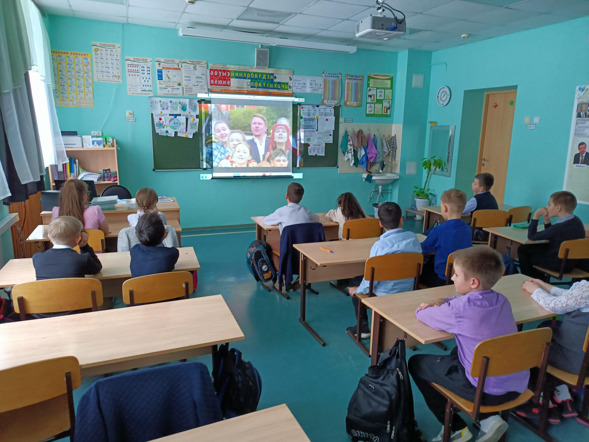 Постер к социальной практике: Размышление на тему благородства. Развитие стремления к духовному росту.