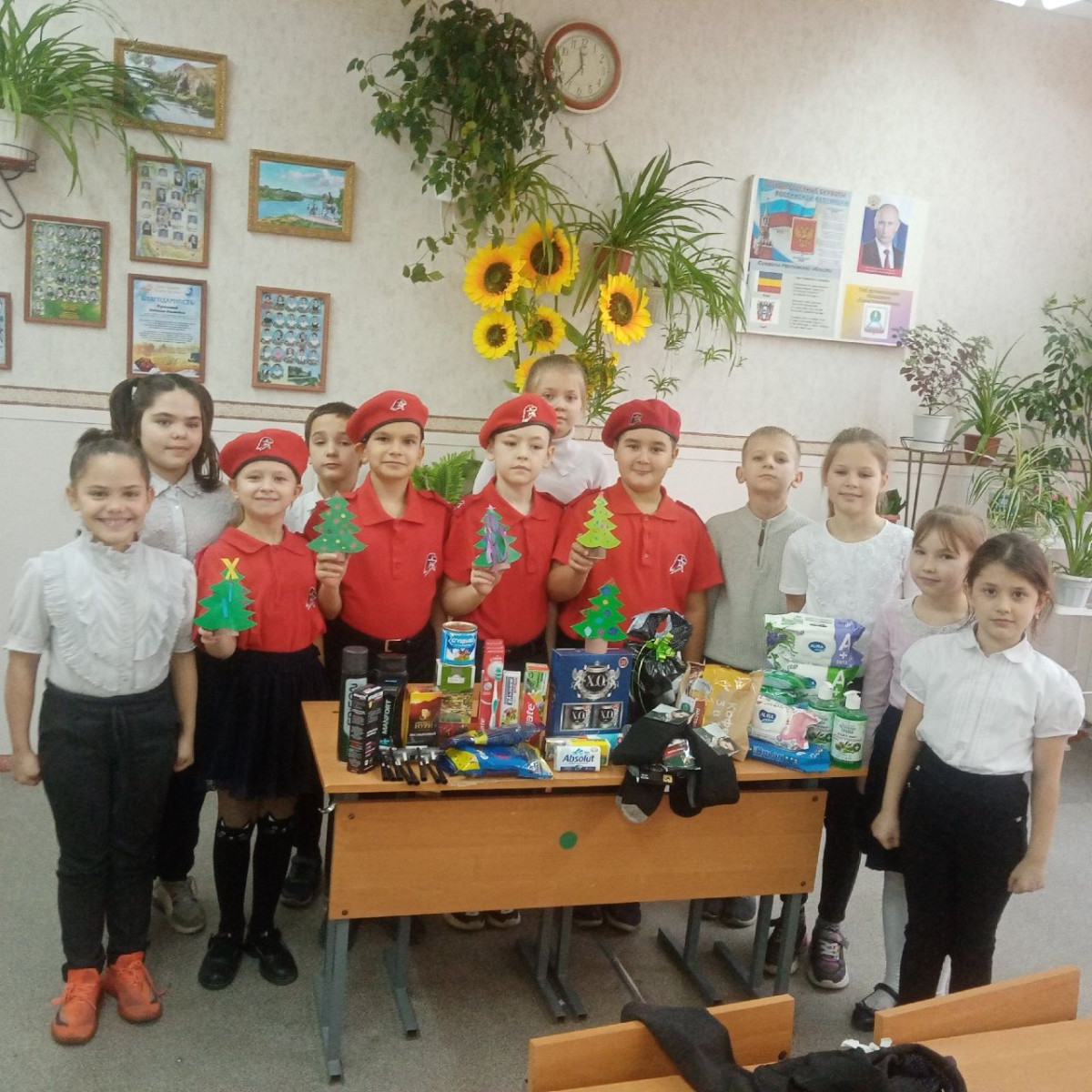 Постер к социальной практике: "Новогодний подарок солдату"