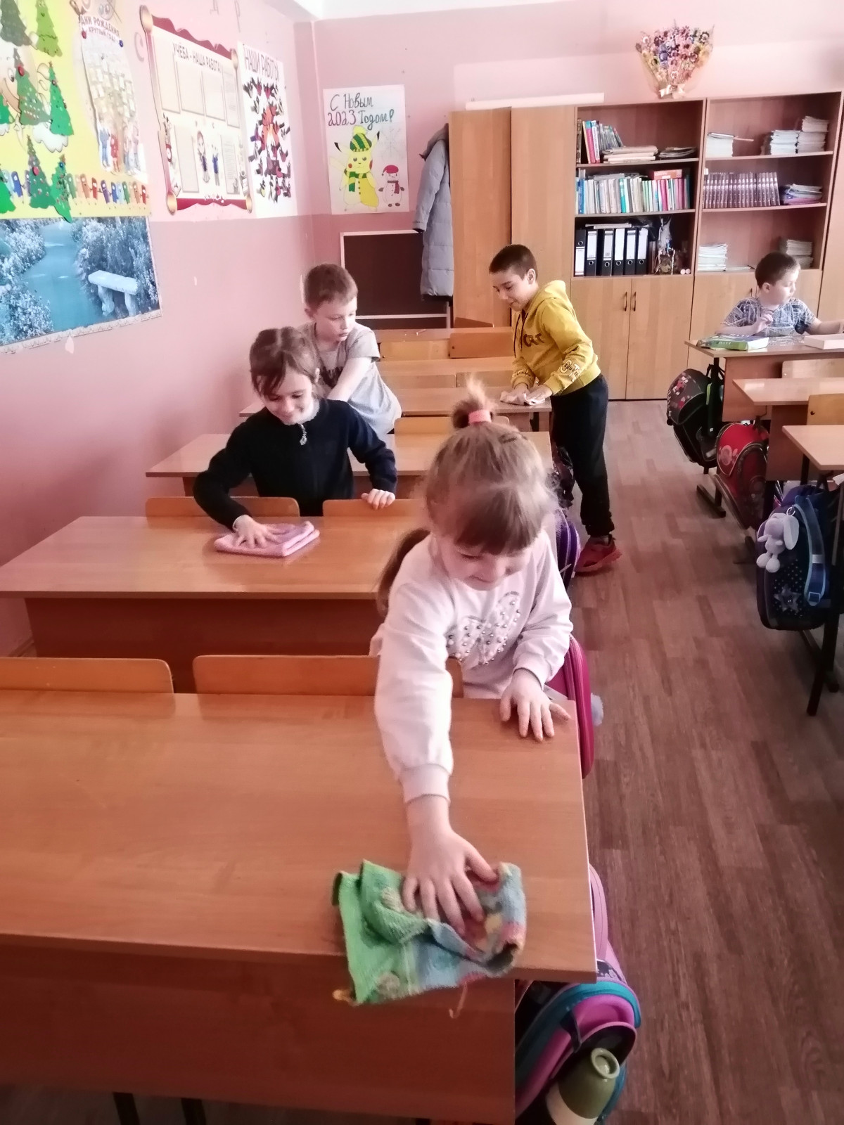 Постер к социальной практике: Не будь побежден злом, но побеждай зло добром.