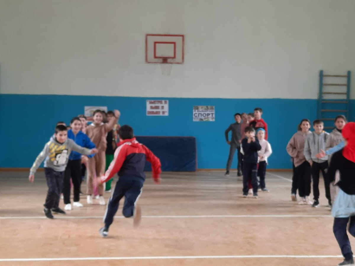 Постер к социальной практике: "Весёлые старты"