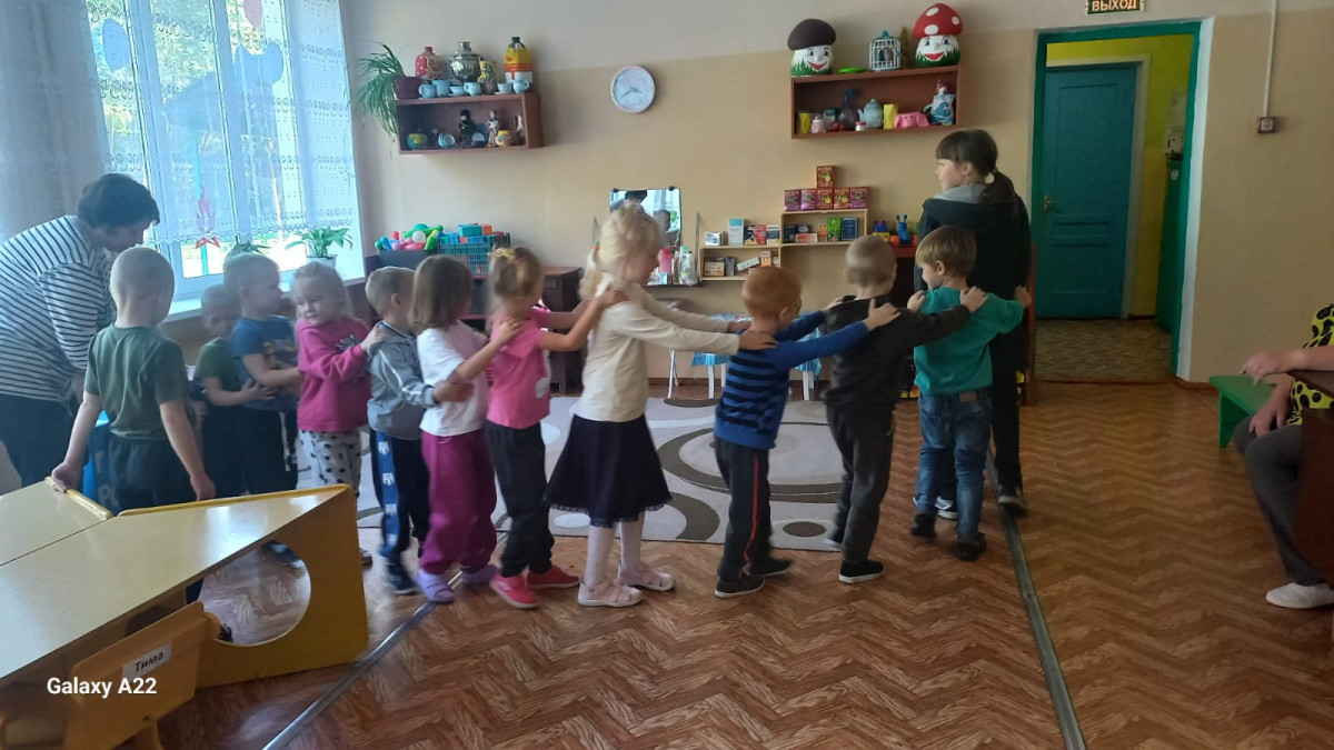 Постер к социальной практике: Вместе веселее