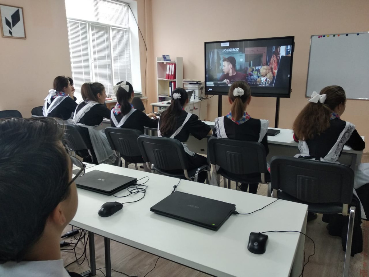 Постер к социальной практике: "Бережём природу"