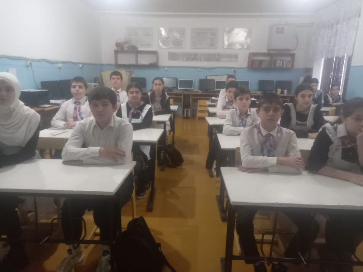 Постер к социальной практике: "Добрая осень"