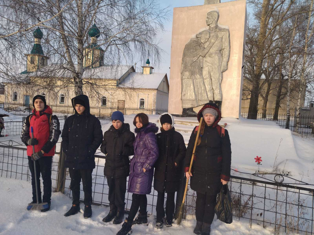 Постер к социальной практике: Чтим память героев